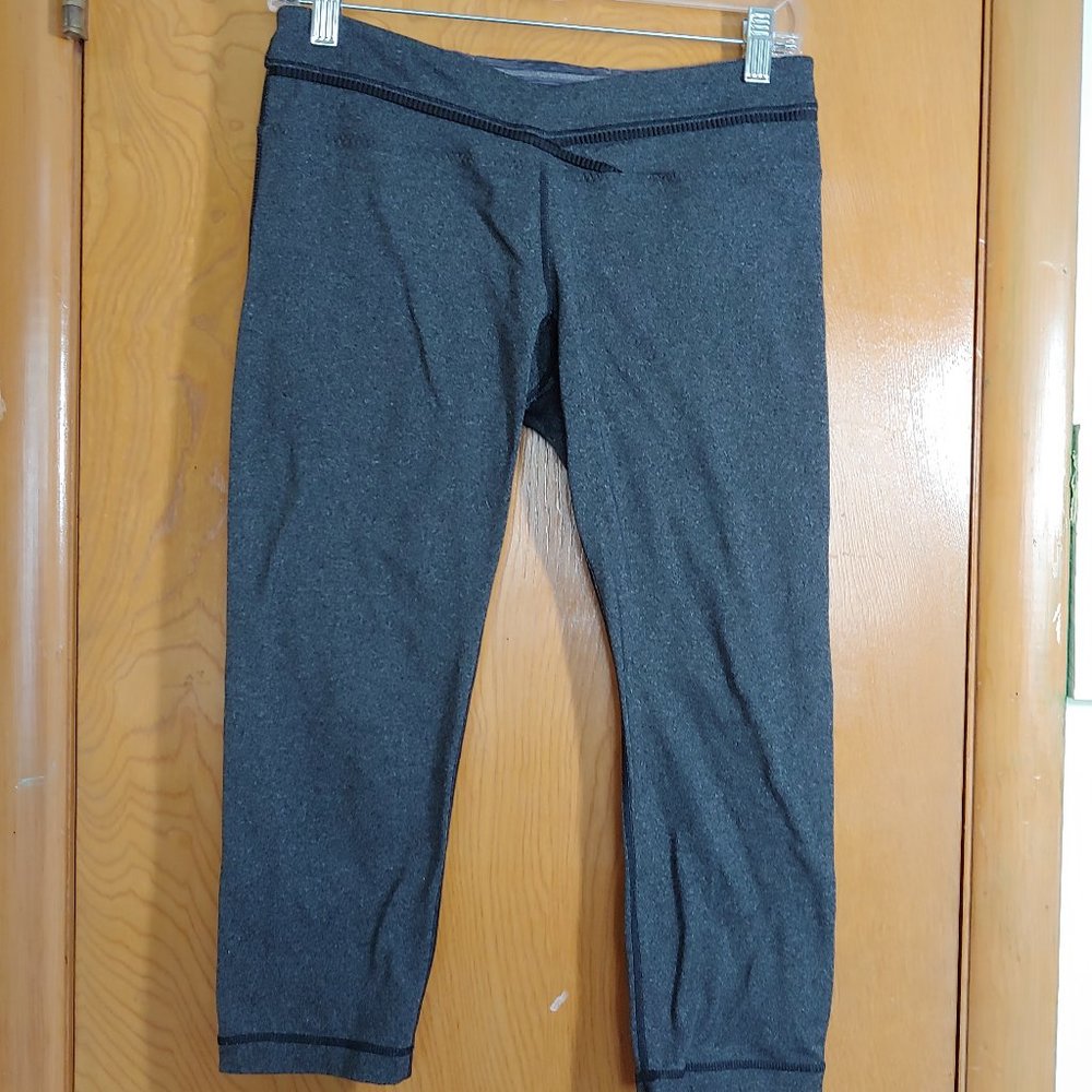 Lululemon capri leggings